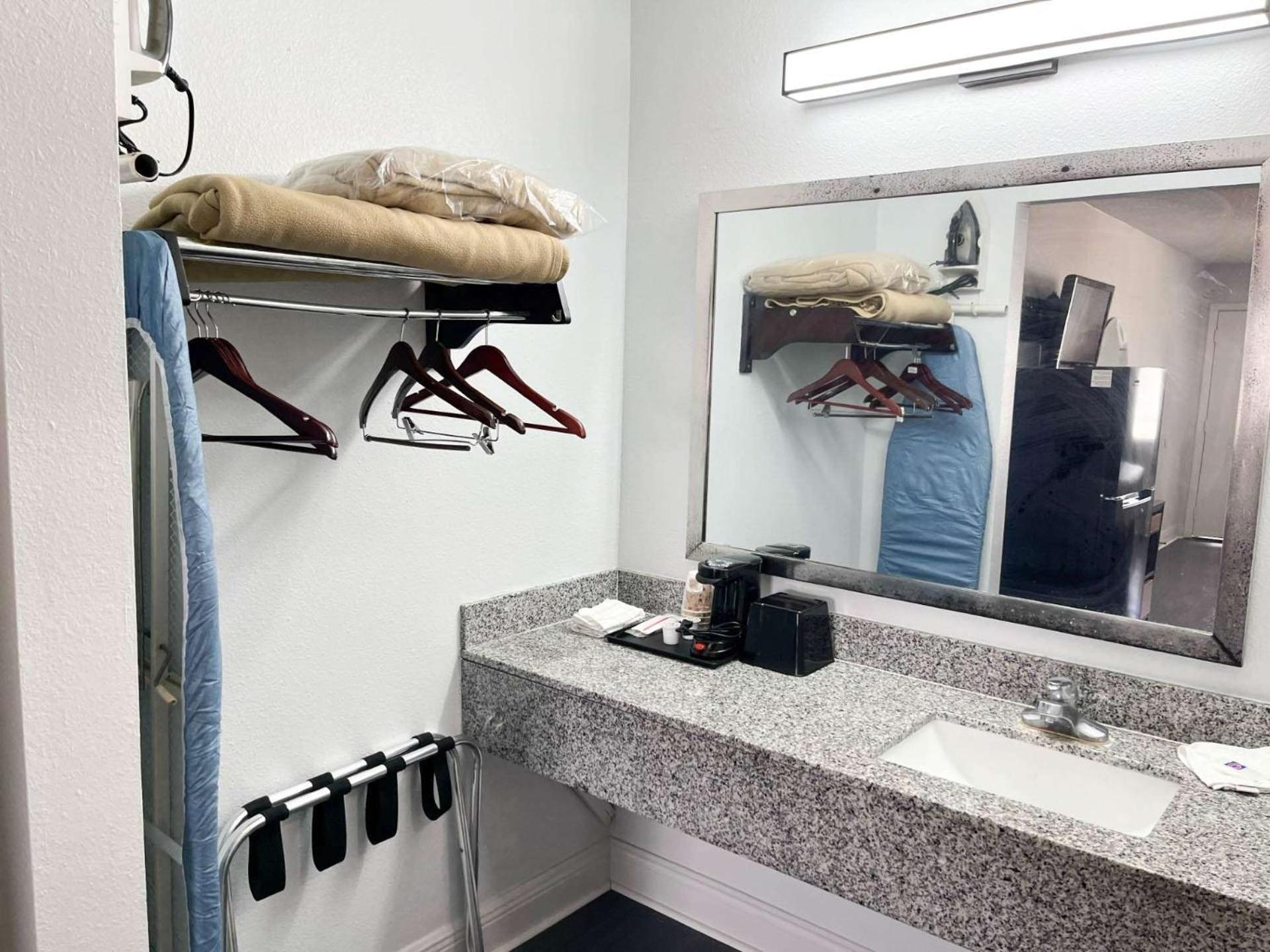 Studio 6 Opelousas, La Екстер'єр фото